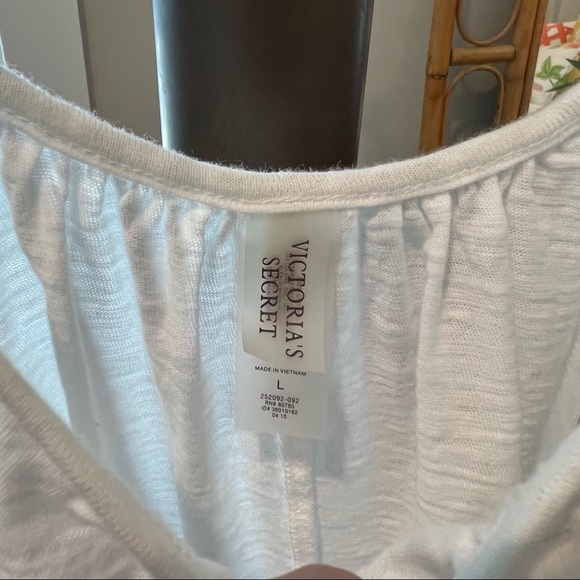 Victoria Secret Swim Suit Coverup – L - Picture 4 of 4